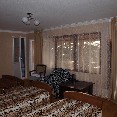 Mechta Guest House Gantiadi Kültér fotó