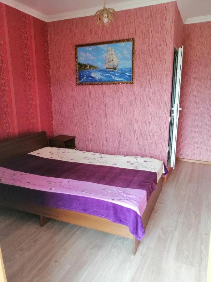 Mechta Guest House Gantiadi Szoba fotó
