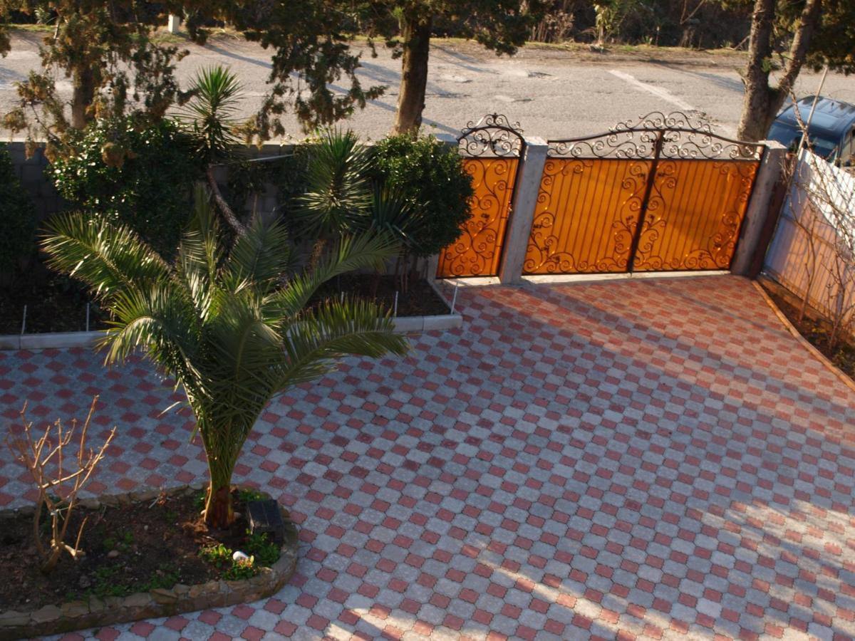 Mechta Guest House Gantiadi Kültér fotó